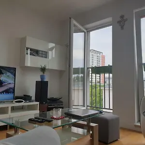  Apartament Rondo Wiatraczna 10 Min To City Center 7 Min To River Polska